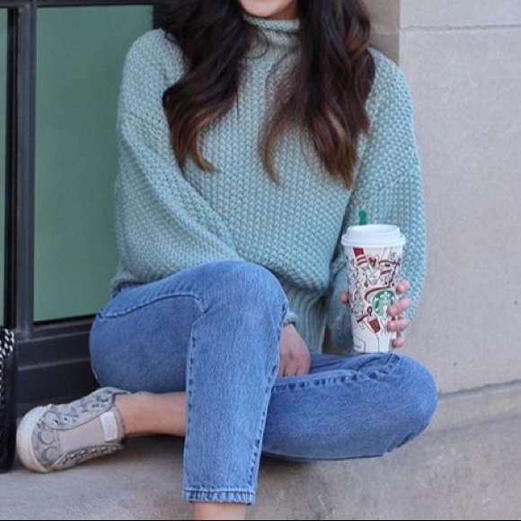 H&M sweater - Picture 2 of 7